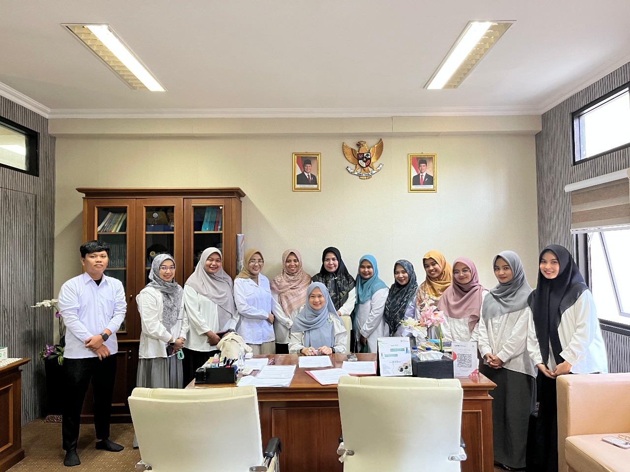 Gambar Penerimaan CPNS di FKIK: Dekan Sambut 12 Pegawai Baru di Ruang Dekanat