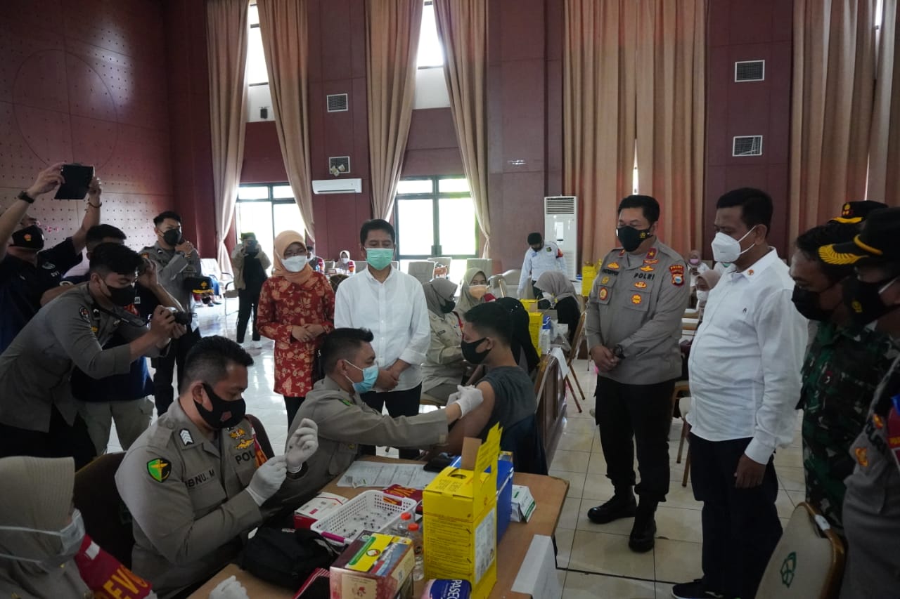 Gambar Percepatan Kuliah Tatap Muka, UIN Alauddin Kembali Adakan Vaksinasi Covid-19