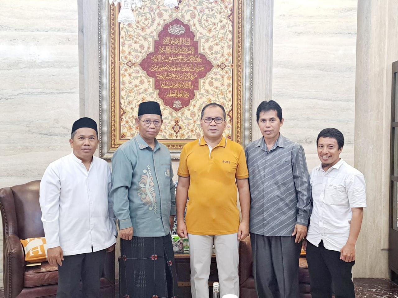 Gambar Persiapan International Conference Ilmu Perpustakaan, Pimpinan FAH Audiensi dengan Walikota Makassar