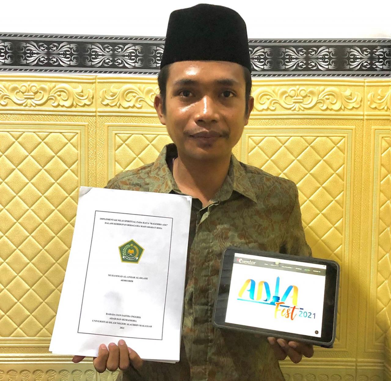 Gambar Presentasikan Kata ‘Kalembo Ade’ Bima, Mahasiswa UIN Alauddin Ini Raih Juara lll Lomba KTI Nasional