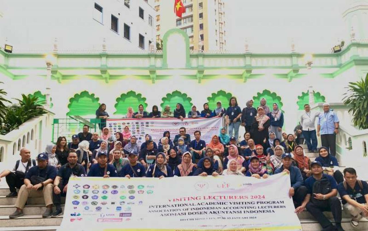 Gambar Prodi Akuntansi UIN Alauddin Gelar PKM Internasional di Vietnam