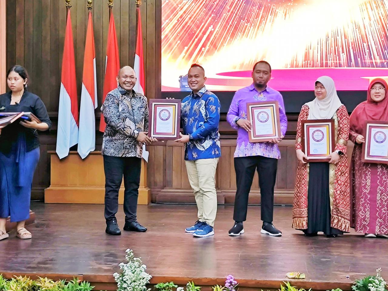 Gambar Prodi Akuntansi UIN Alauddin Makassar Raih Penghargaan Bergengsi di ADAI Best Award 2024