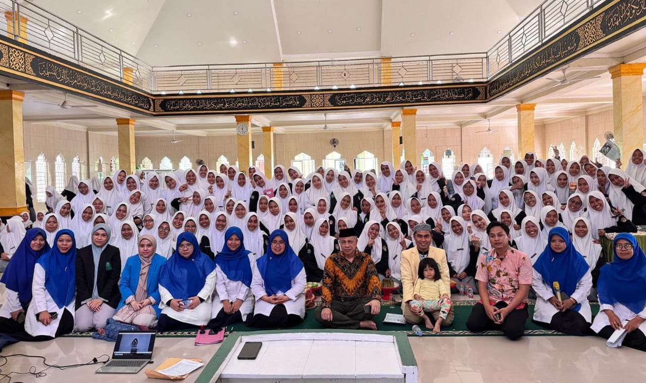 Gambar Prodi BSA Lakukan Pengabdian dan Kerjasama Pendidikan dengan Ponpes Putri As’adiyah Sengkang