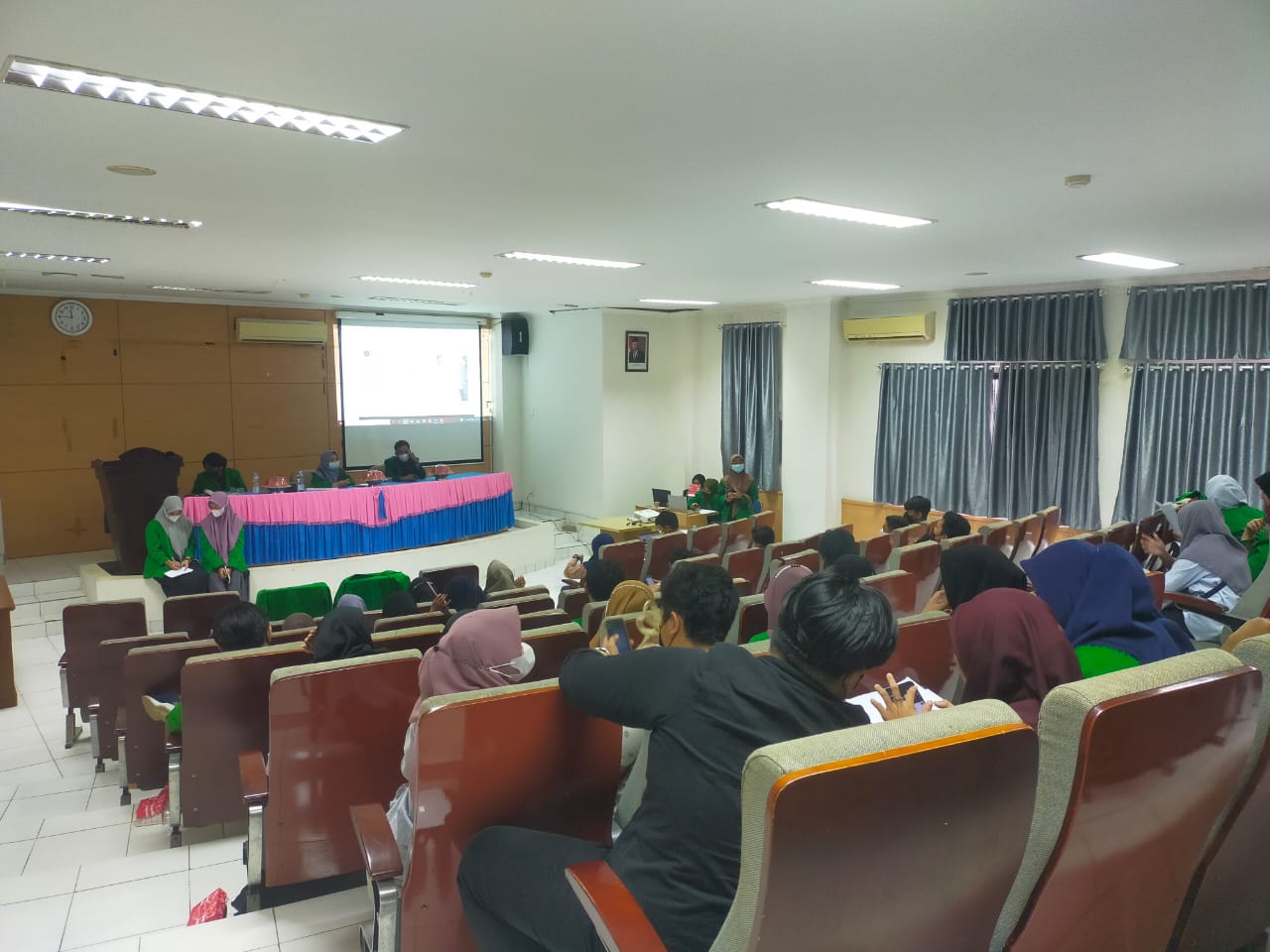 Gambar Prodi Hubungan Internasional UIN Alauddin Sukses Gelar Seminar Hasil Penelitian KKL