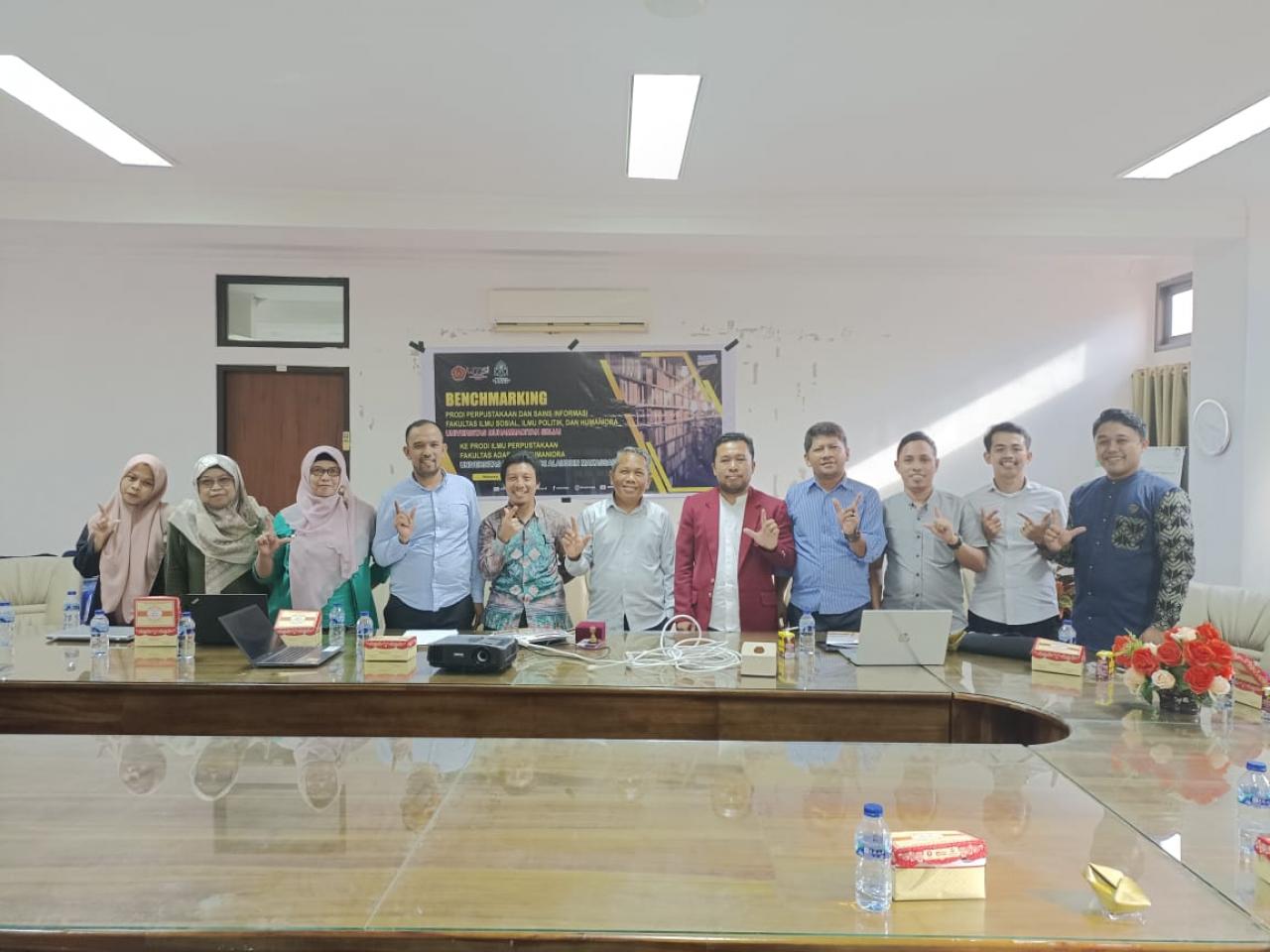 Gambar Prodi Ilmu Perpustakaan Lakukan Penandatangan PKS dengan Prodi Perpustakaan dan Sains Informasi UMSI