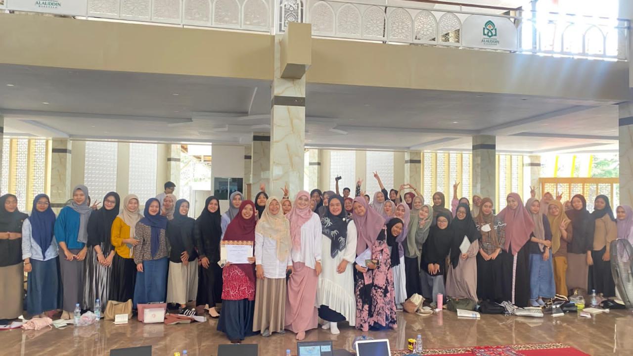 Gambar Prodi Keperawatan Adakan Kuliah Pakar Bahas Trend Isu dan Integrasi Keislaman dalam Keperawatan Mate