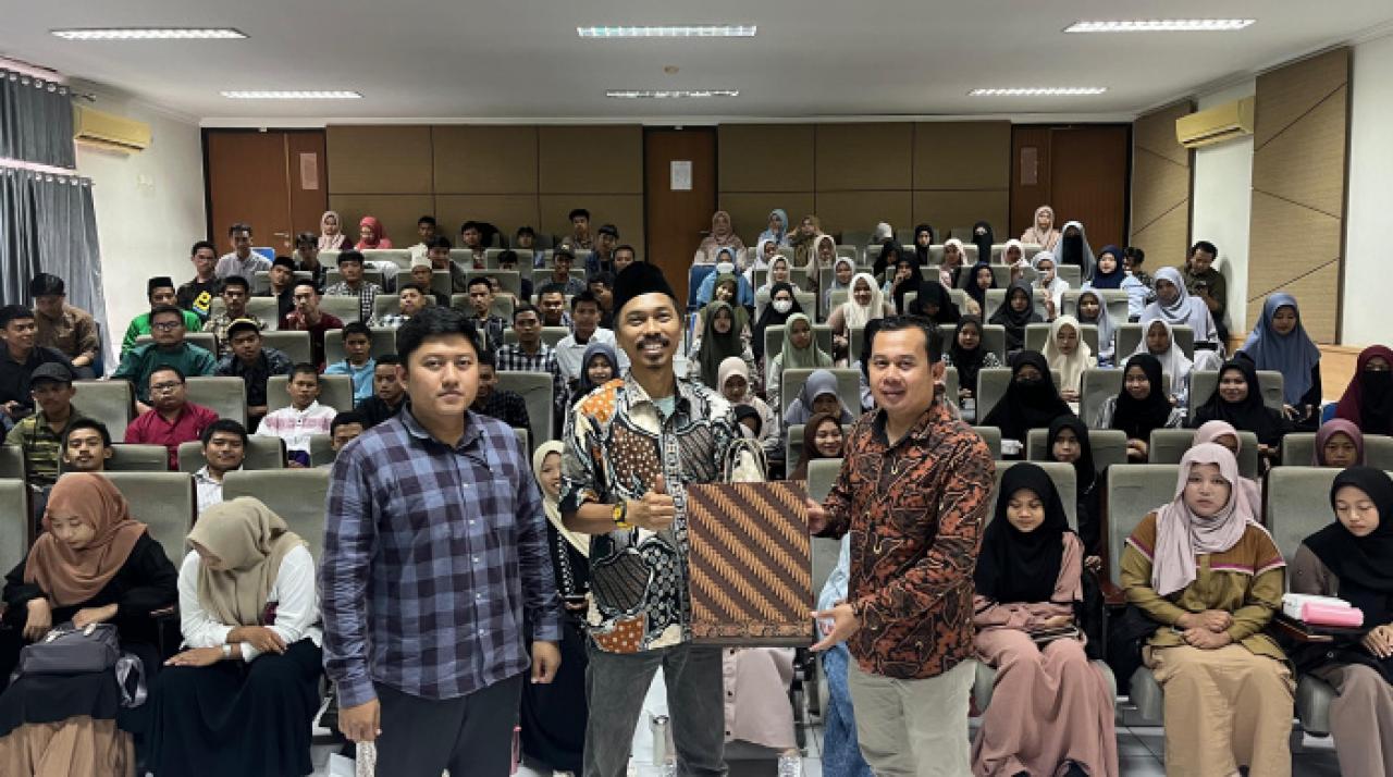 Gambar Prodi SAA UIN Alauddin Makassar Gandeng Tular Nalar Menggelar Sekolah Kebangsaan