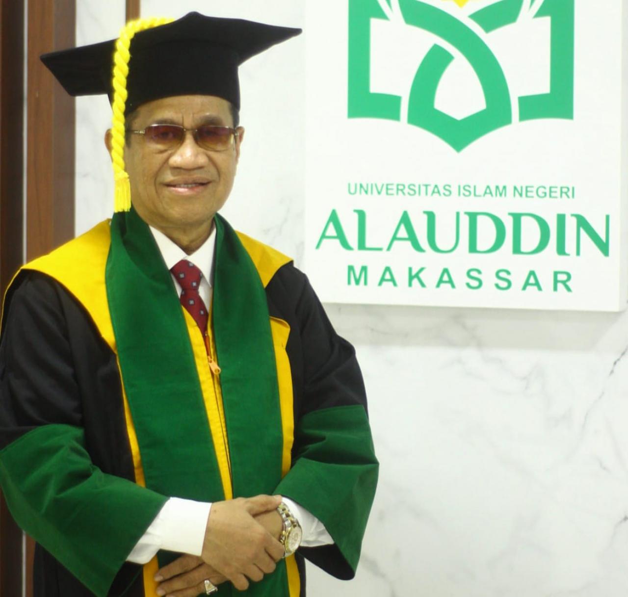Gambar Profil. Prof. KH. Hamzah Harun (Guru Besar Teologi Islam) UIN Alauddin Makassar