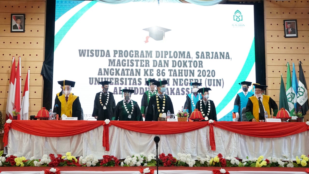Gambar Rektor Mengukuhkan 416 Wisudawan Angkatan 86 Tahun 2020 Sesi Ketiga