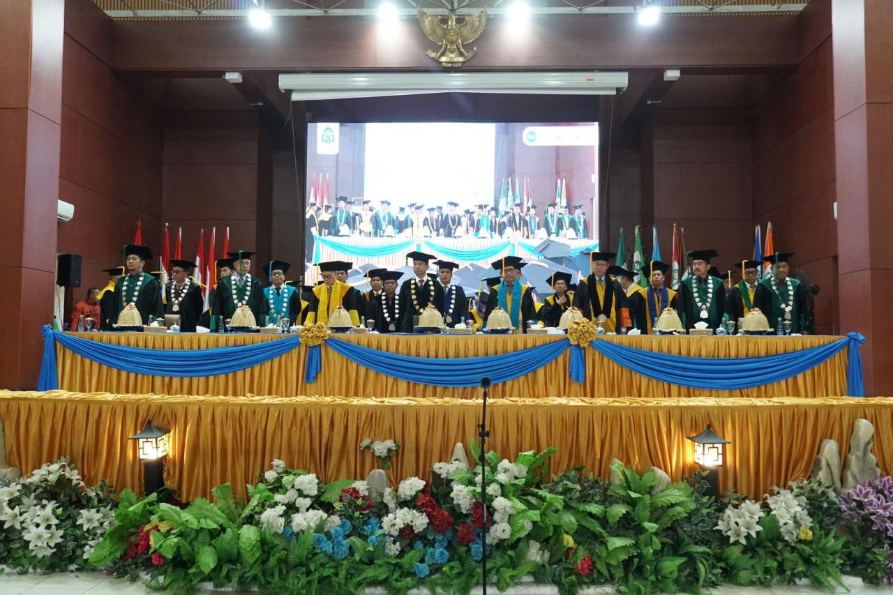 Gambar Rektor UIN Alauddin Makassar Kukuhkan 768 Wisudawan Angkatan 106