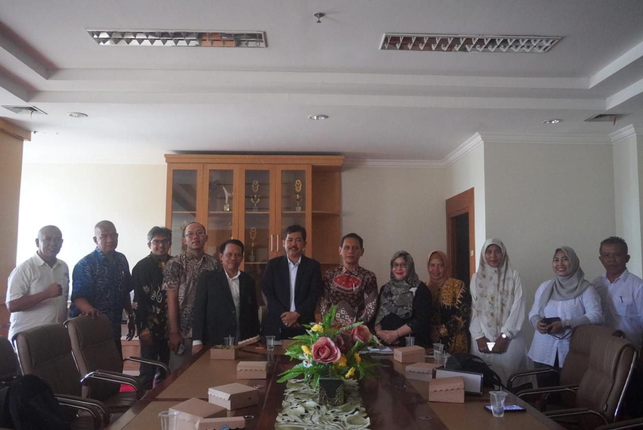 Gambar Rombongan Tim Pengembangan Kelembagaan UIN sunan Kalijaga lakukan kunjungan ke UIN Makassar