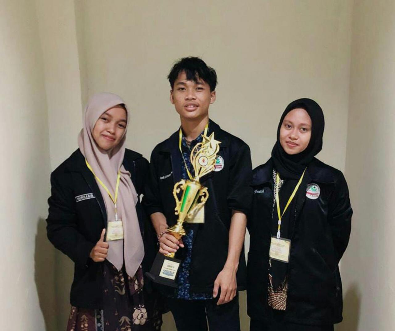 Gambar Sabet Juara II Olimpiade Ekonomi Islam di Temilreg X Fossei, Tim Forkeis Ini Bakal Asah Potensi