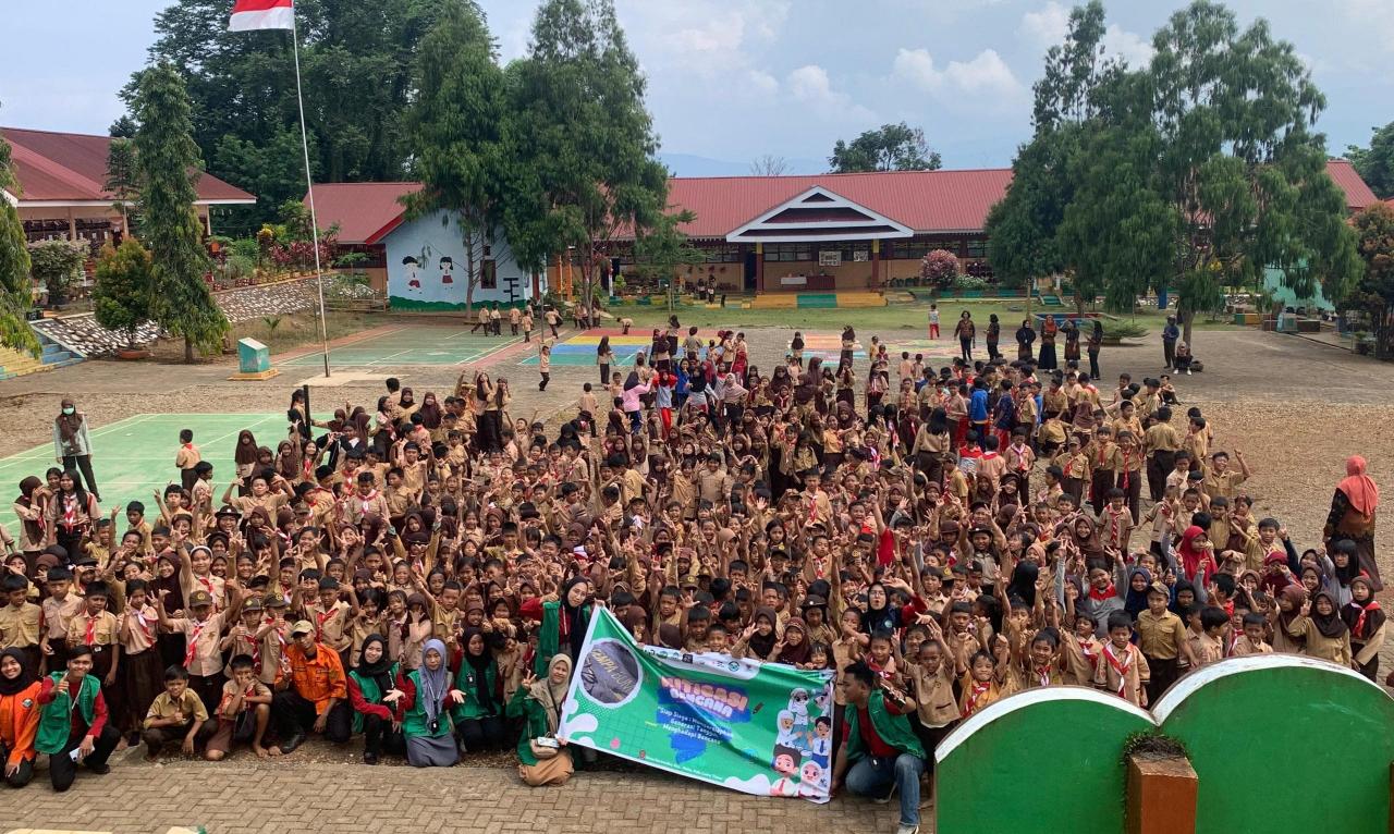 Gambar Sasar Pelajar, Mahasiswa KKN Kerjasama Desa Sorowako Adakan Pelatihan Mitigasi Bencana