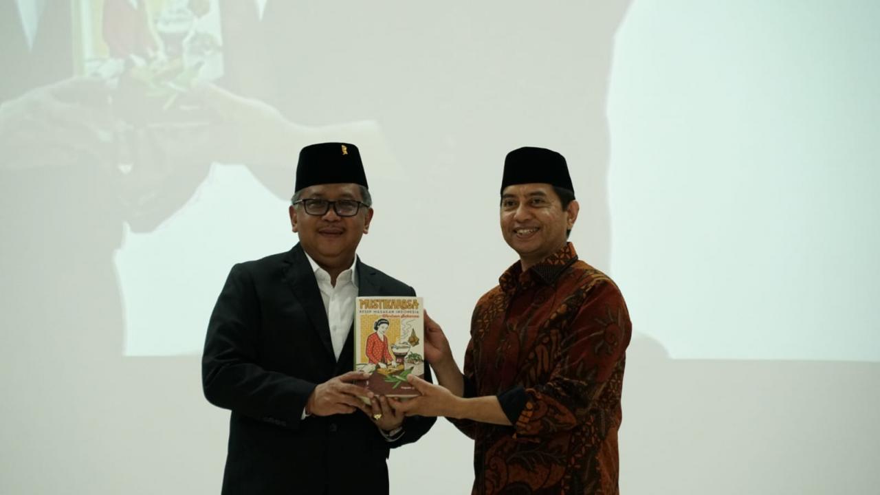 Gambar Sekjend PDIP Beri Kuliah Umum di UIN Makassar, Bahas Manifestasi Pemikiran Bung Karno