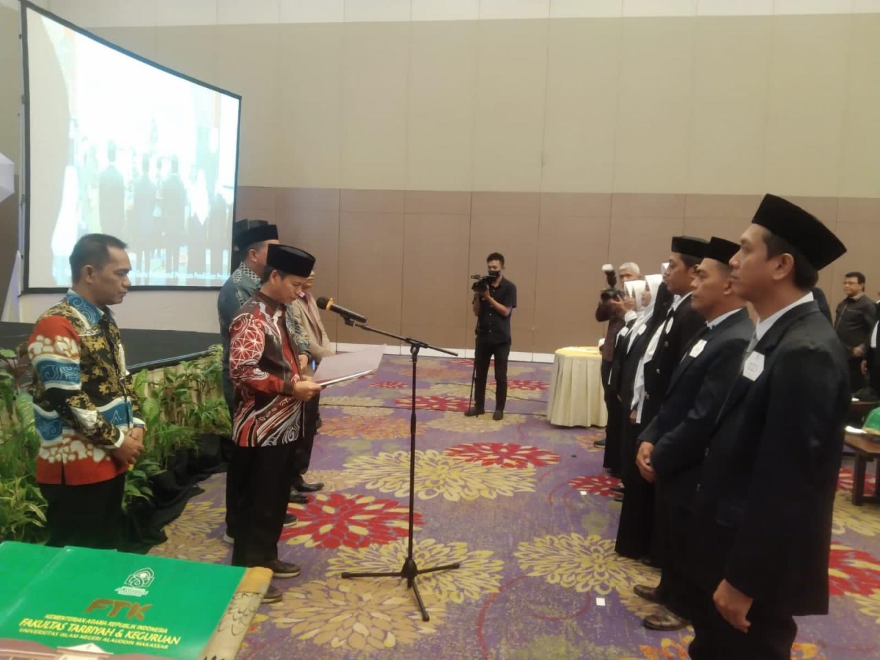 Gambar SELAMAT! 309 Lulusan PPG UIN Alauddin Periode V Dikukuhkan Jadi Guru Profesional