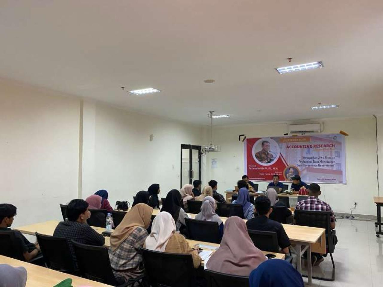 Gambar Seminar Prodi Akuntansi UIN Alauddin, Membuka Peluang Mahasiswa Berkarya dan Berkembang