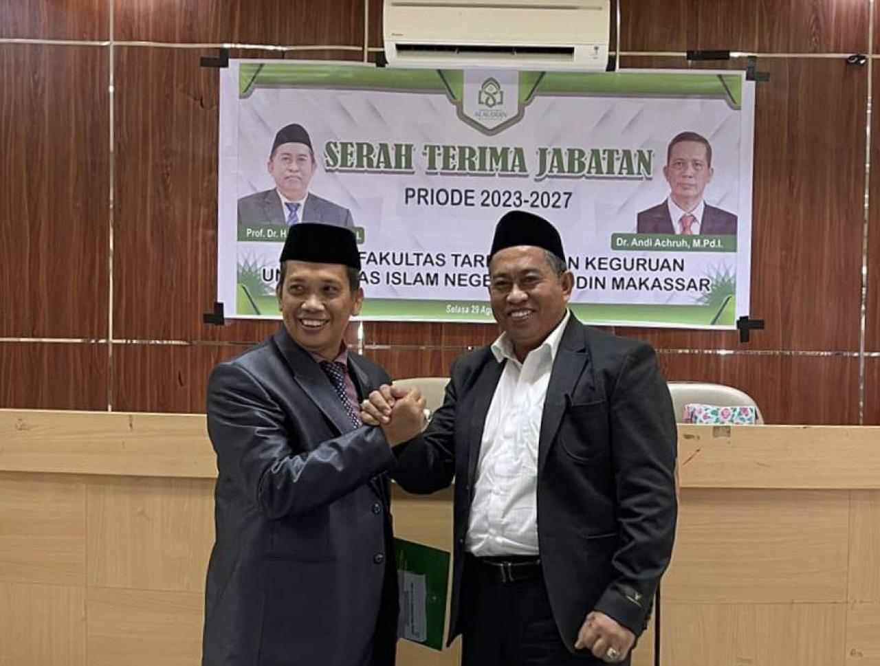 Gambar Serah Terima Jabatan, Dekan Baru FTK UIN Alauddin Siap Lanjutkan Estafet