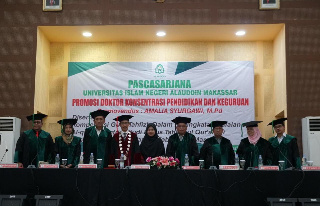 Gambar Sidang Promosi Doktor Amalia Syurgawi Kaji Kompetensi Guru Tahfizh dalam Peningkatan Hapalan Al Qur'