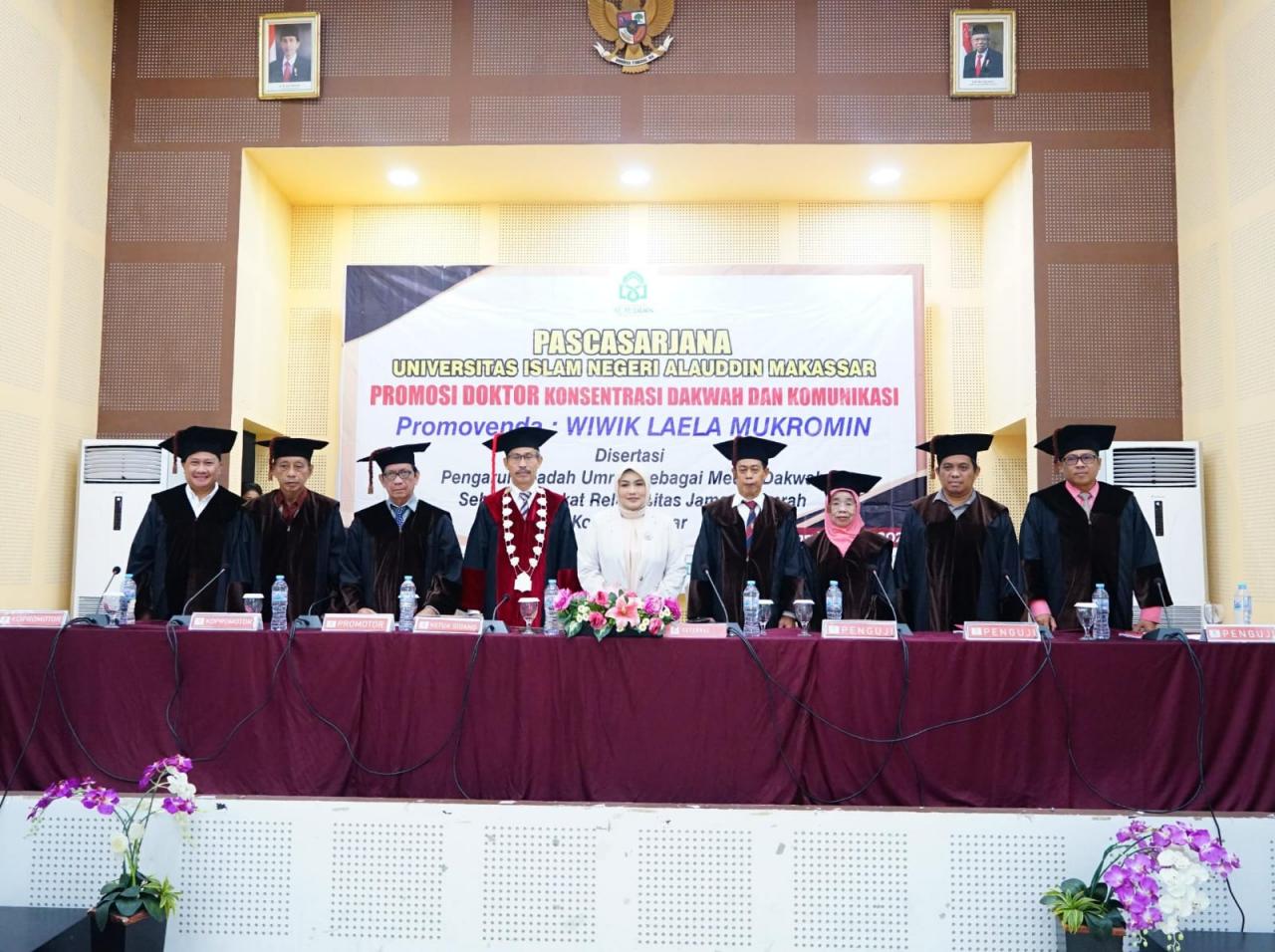 Gambar Sidang Promosi Doktor Wiwik Laela Mukromin, Kaji pengaruh Ibadah Umrah Sebagai Media Dakwah