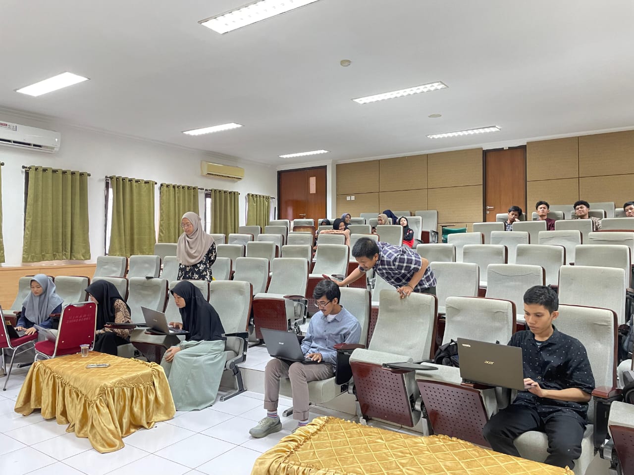 Gambar SPI UIN Alauddin Bekali Mahasiswa Keterampilan Mandeley Melalui Praktek Kepenulisan KTI