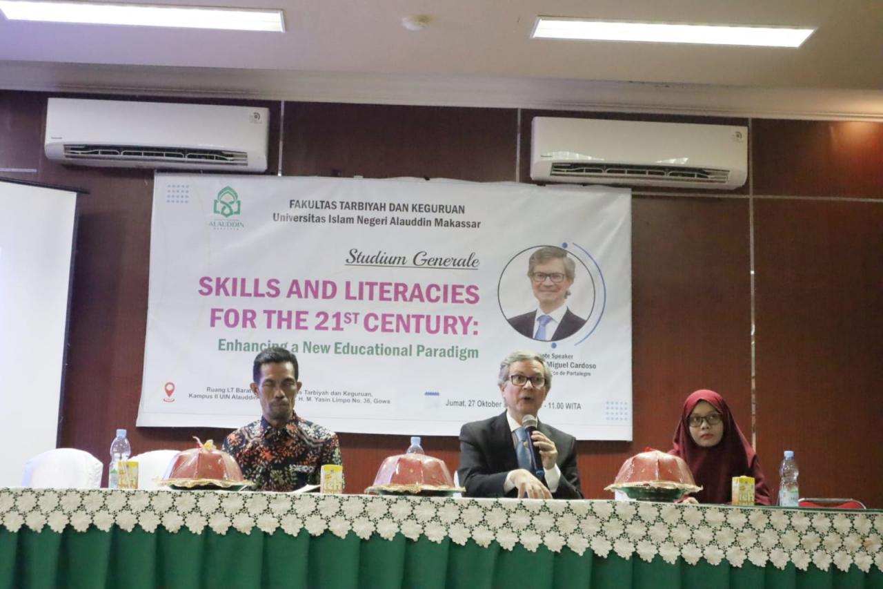 Gambar Studium General FTK UIN Alauddin Hadirkan Keynote Speaker Asing