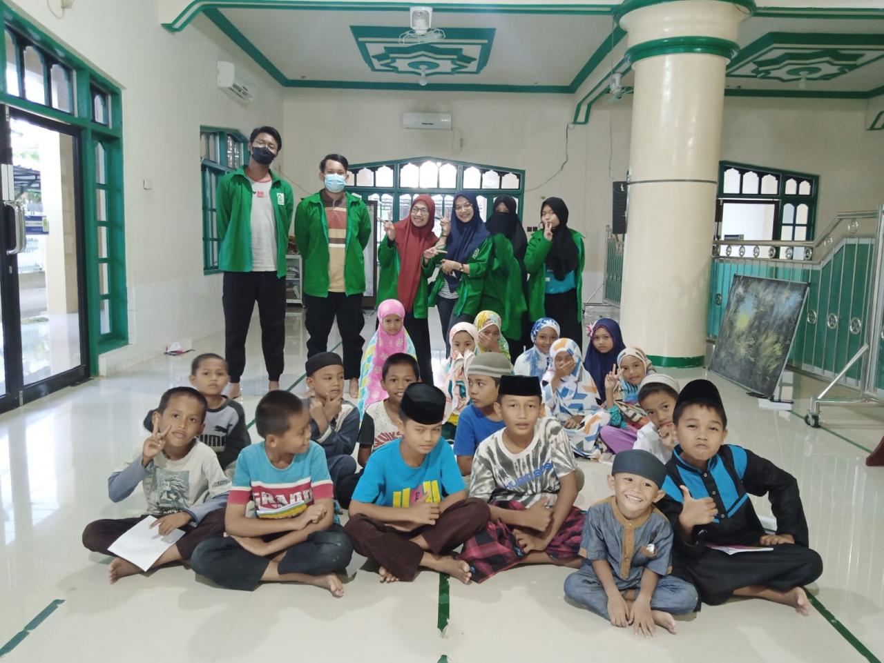 Gambar Tawarkan Program Pengembangan Bahasa Asing sebagai Program Kerja Unggulan.
