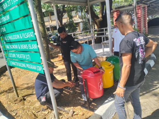 UIN Alauddin Makassar Optimalkan Fasilitas Tempat Sampah Pilah untuk Dukung Green Campus