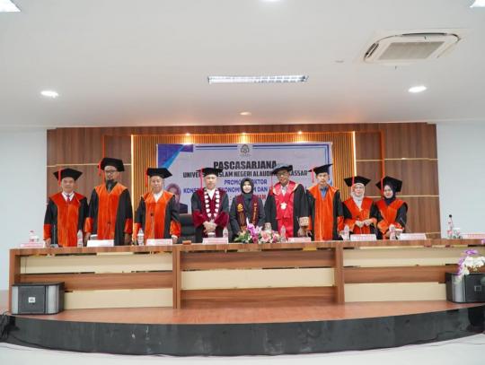 Andi Maryam Raih Gelar Doktor di UIN Alauddin Makassar dengan Predikat Sangat Memuaskan