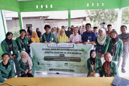 Kerja Sama dengan BPJS Kesehatan, KKN UIN Alauddin Kenalkan JKN Mobile di Desa Laiyolo