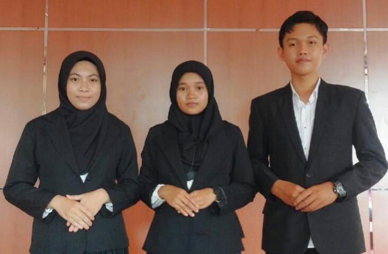 Gambar Tiga Mahasiswa UIN Alauddin Juara Harapan I di Decofu 2.0 Jawa Timur