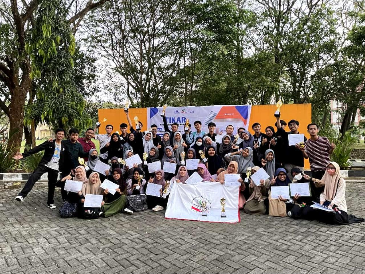 Gambar Tikar 2022 KSEI Forkeis UIN Alauddin Sukses Digelar