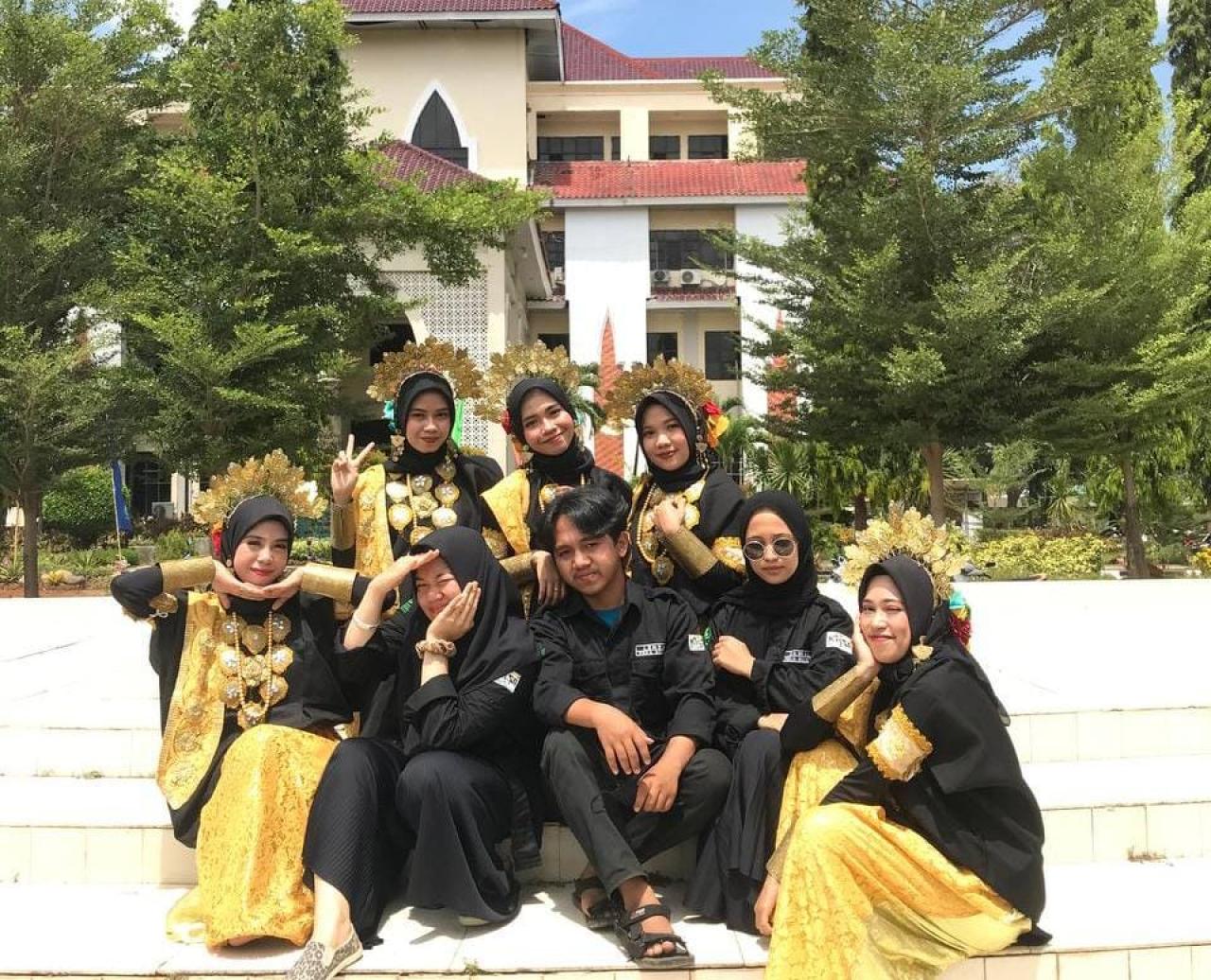 Gambar Tim Mahasiswi UIN Alauddin Juara lll Tari Tradisional ‘TikTok’ Tingkat Nasional