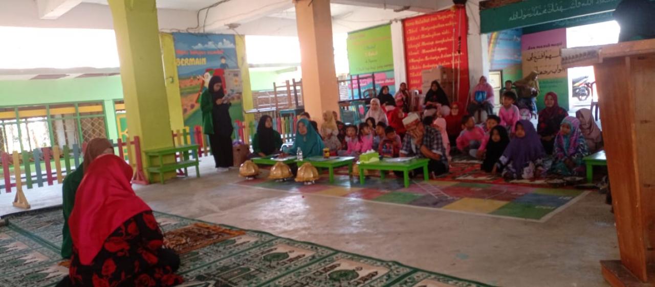 Gambar Tingkatkan Nilai Keagamaan Anak Di Era Milenial, Mahasiswa KKN UIN Desa Kalola Gelar FAS
