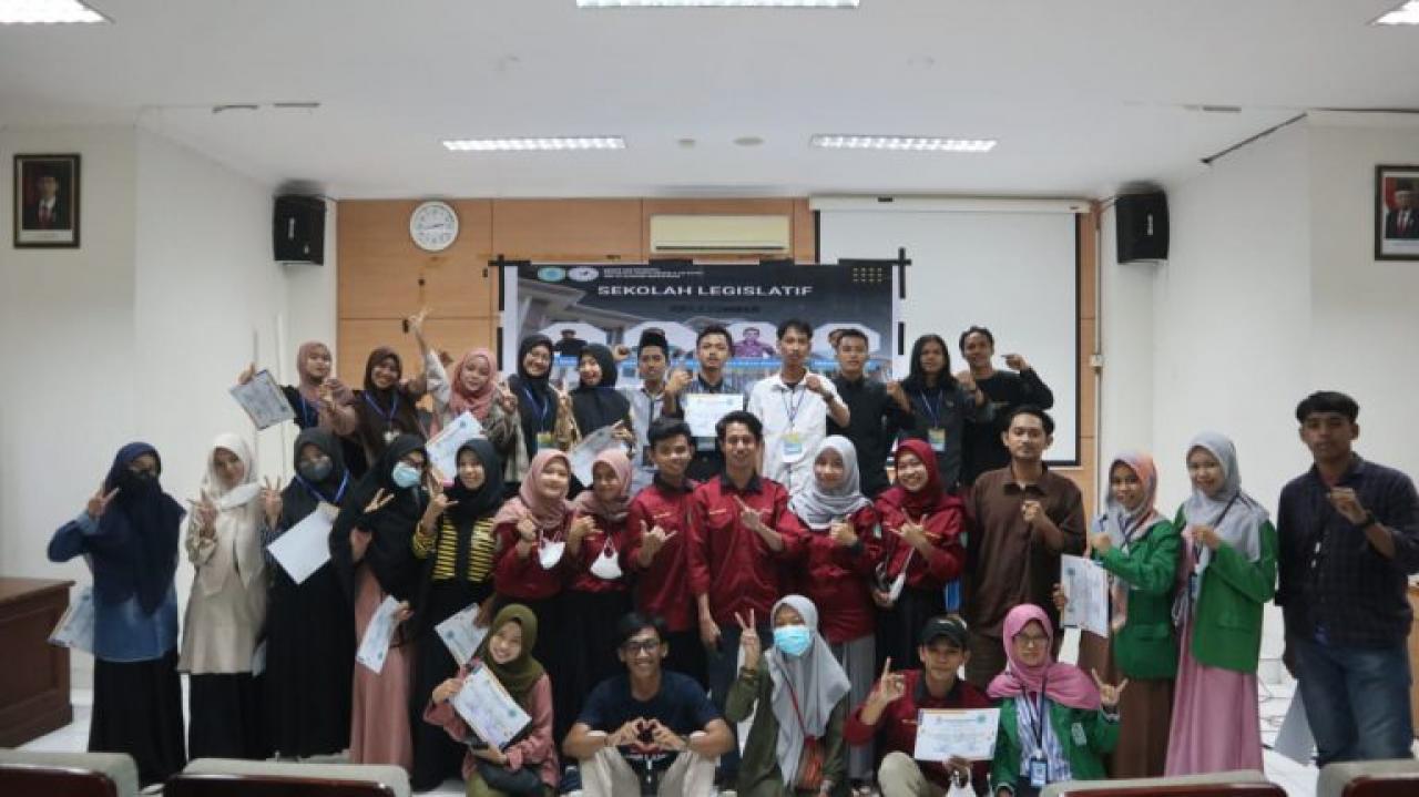 Gambar Tingkatkan Wawasan Legislatif, SEMA FUFP UIN Alauddin Gelar Sekolah Legislasi