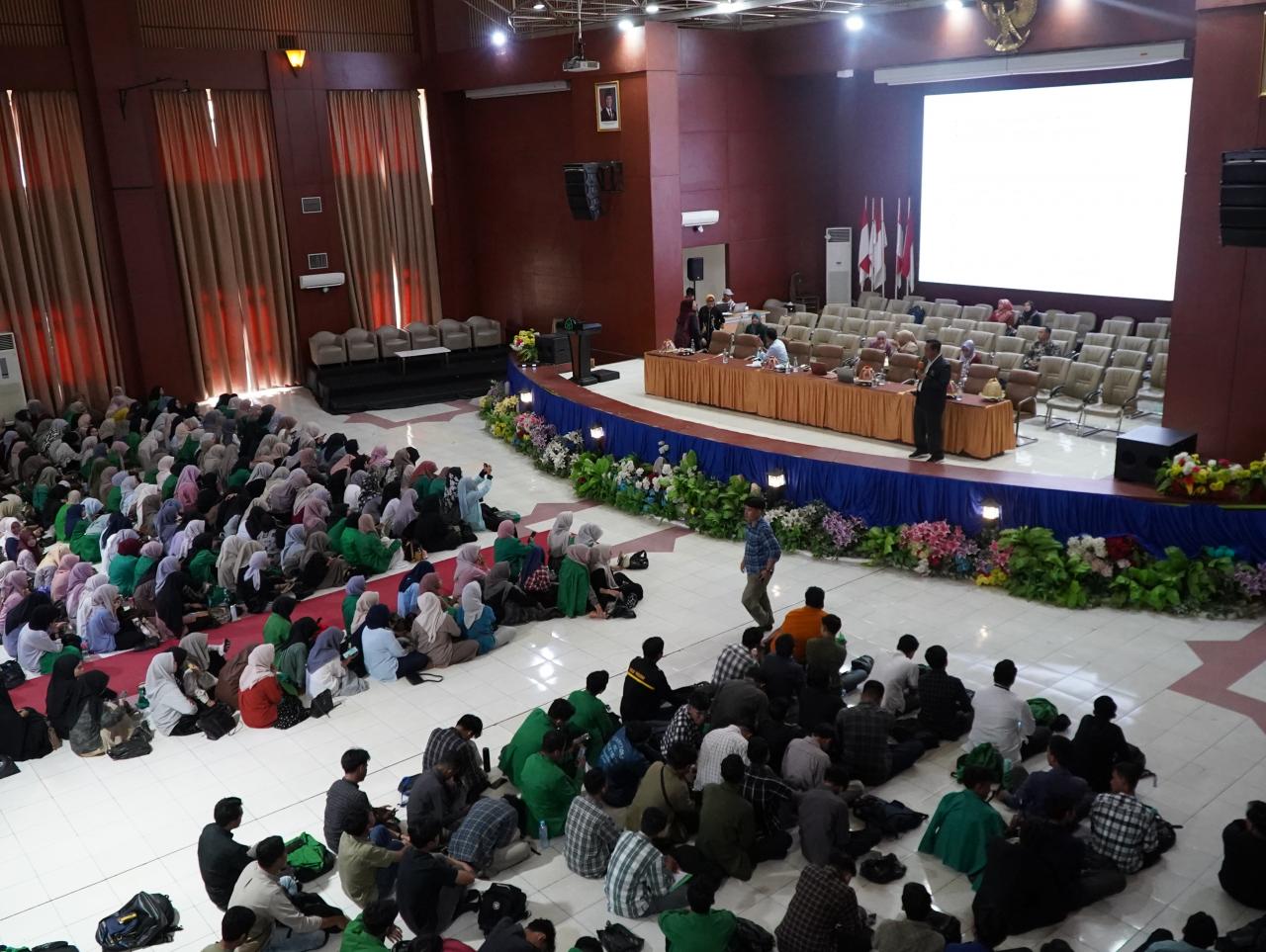 Gambar UIN Alauddin Makassar Gelar Pembekalan KKN Angkatan 76: Dihadiri 1.836 Peserta