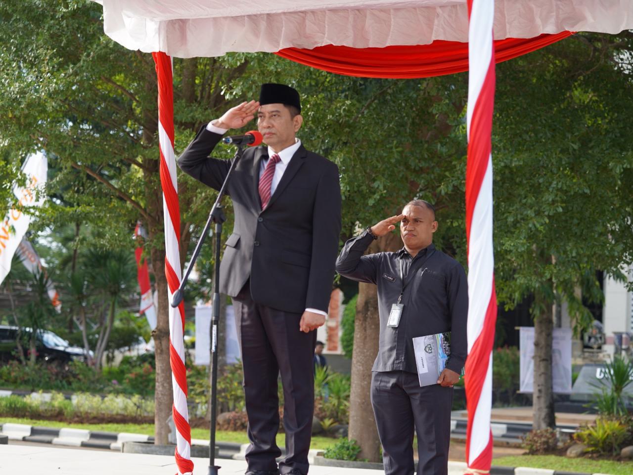 Gambar UIN Alauddin Makassar Gelar Upacara Peringatan Hari Pahlawan, Rektor Ingatkan Semangat Kepahlawanan