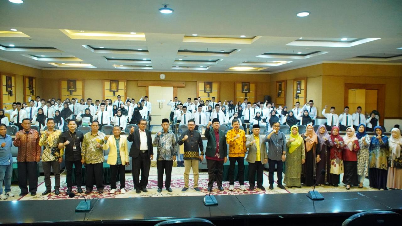 Gambar UIN Alauddin Makassar Serahkan 88 SK CPNS Formasi Tahun 2024