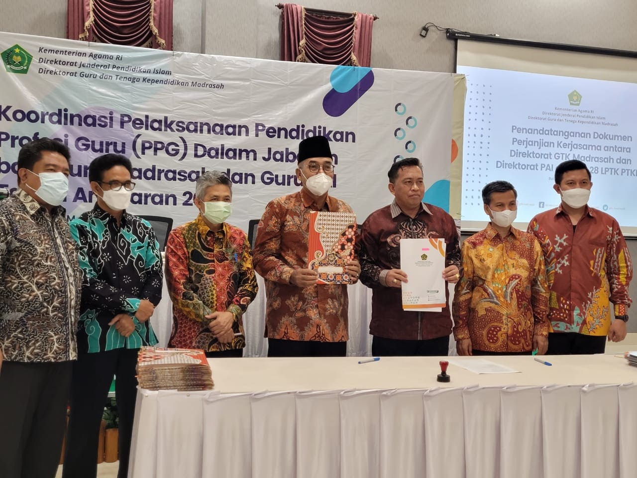 Gambar Hadiri Rakornas PPG, Dekan FTK UIN Alauddin Komitmen Perkuat Literasi dan Moderasi