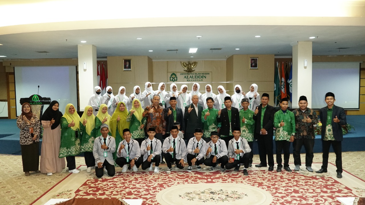 Gambar UIN Makassar Sosialisasi Penerimaan Mahasiswa Baru ke Santri MA As'adiyah Kampiri