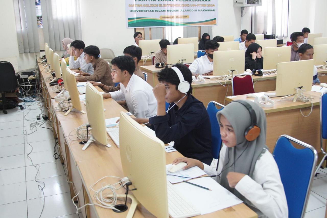 Gambar Ujian SSE UM PTKIN Hari Pertama di UIN Alauddin Makassar Berjalan Lancar
