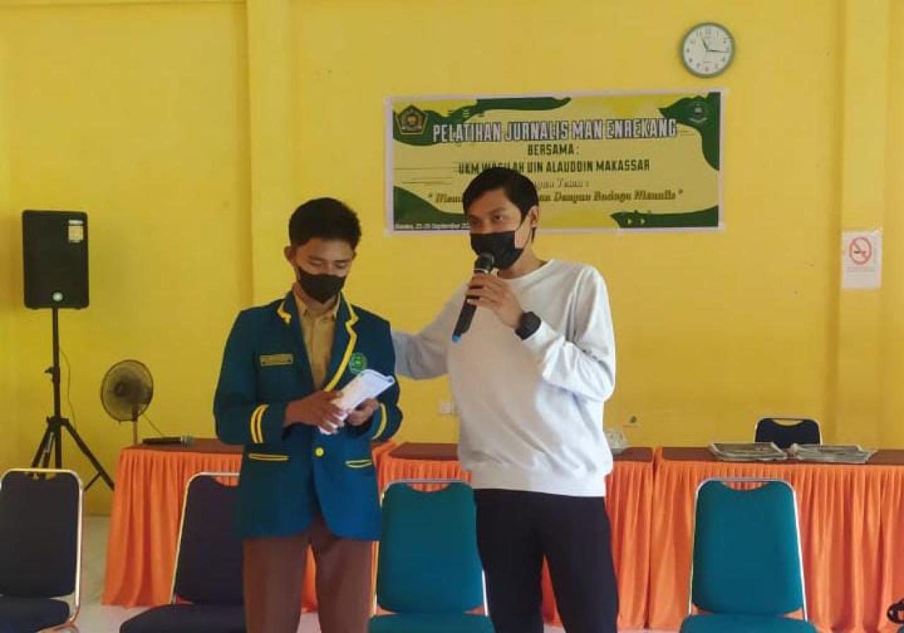 Gambar UKM LIMA Washilah UIN Alauddin Kerjasama MAN Enrekang Adakan Pelatihan Jurnalistik