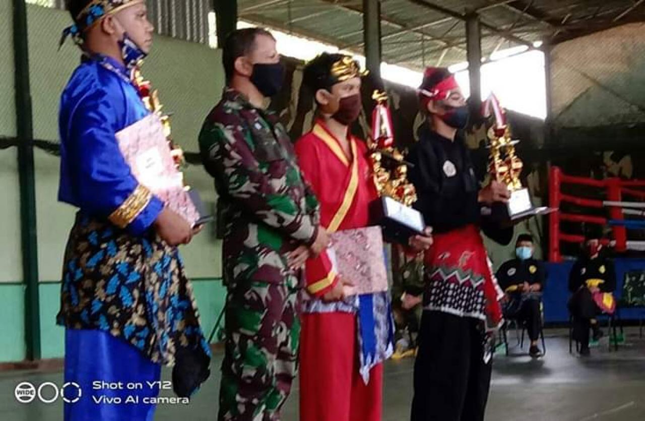 Gambar UKM Tapak Suci Raih Juara Harapan 2 pada Festival Pencak Silat se-SulSel