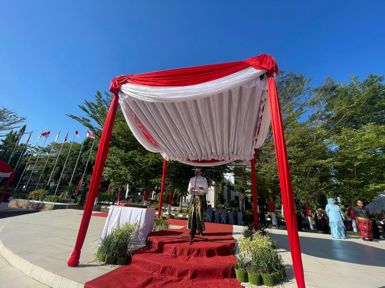 Gambar Upacara HUT RI ke-79, Rektor UINAM Serukan Jaga Harmonisasi sebagai Bentuk Syukur Kemerdekaan