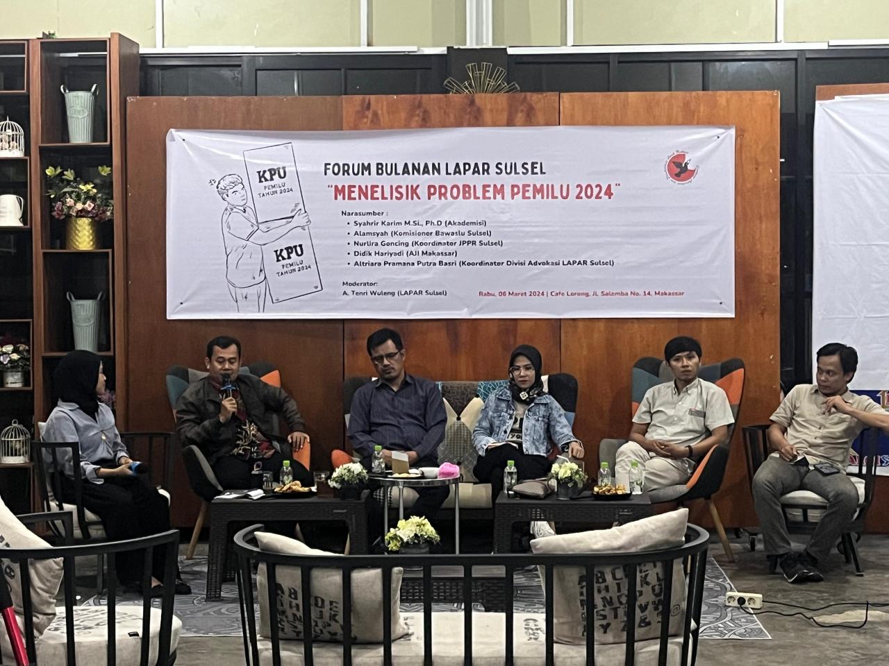 Gambar Wakil Dekan III FUF UIN Alauddin Jadi Pembicara pada Forum Lapar Sulsel