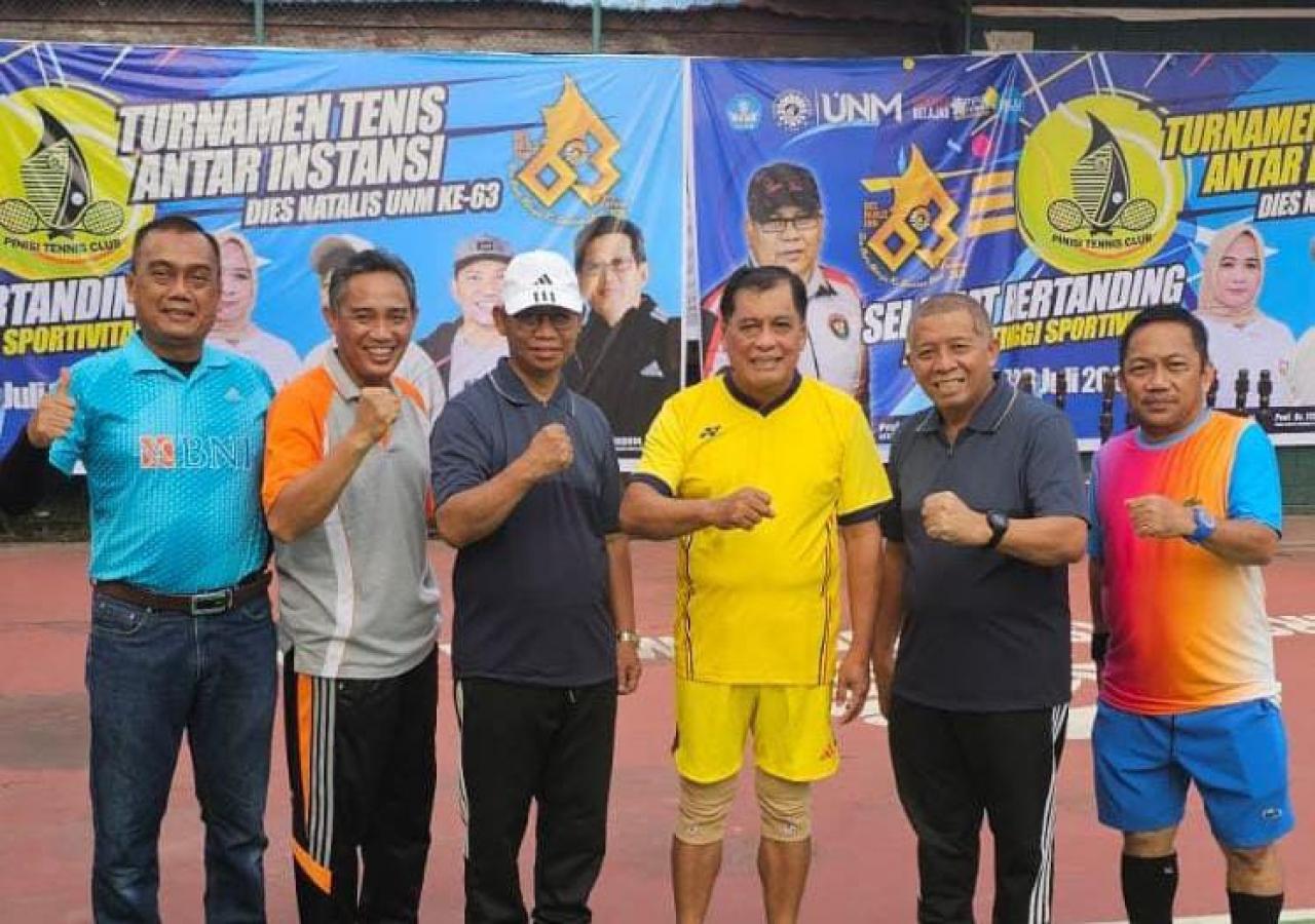 Gambar WD III FAH UIN Alauddin Ambil Bagian Pada Kejuaraan Tenis Antar Instansi Rektor UNM Cup II