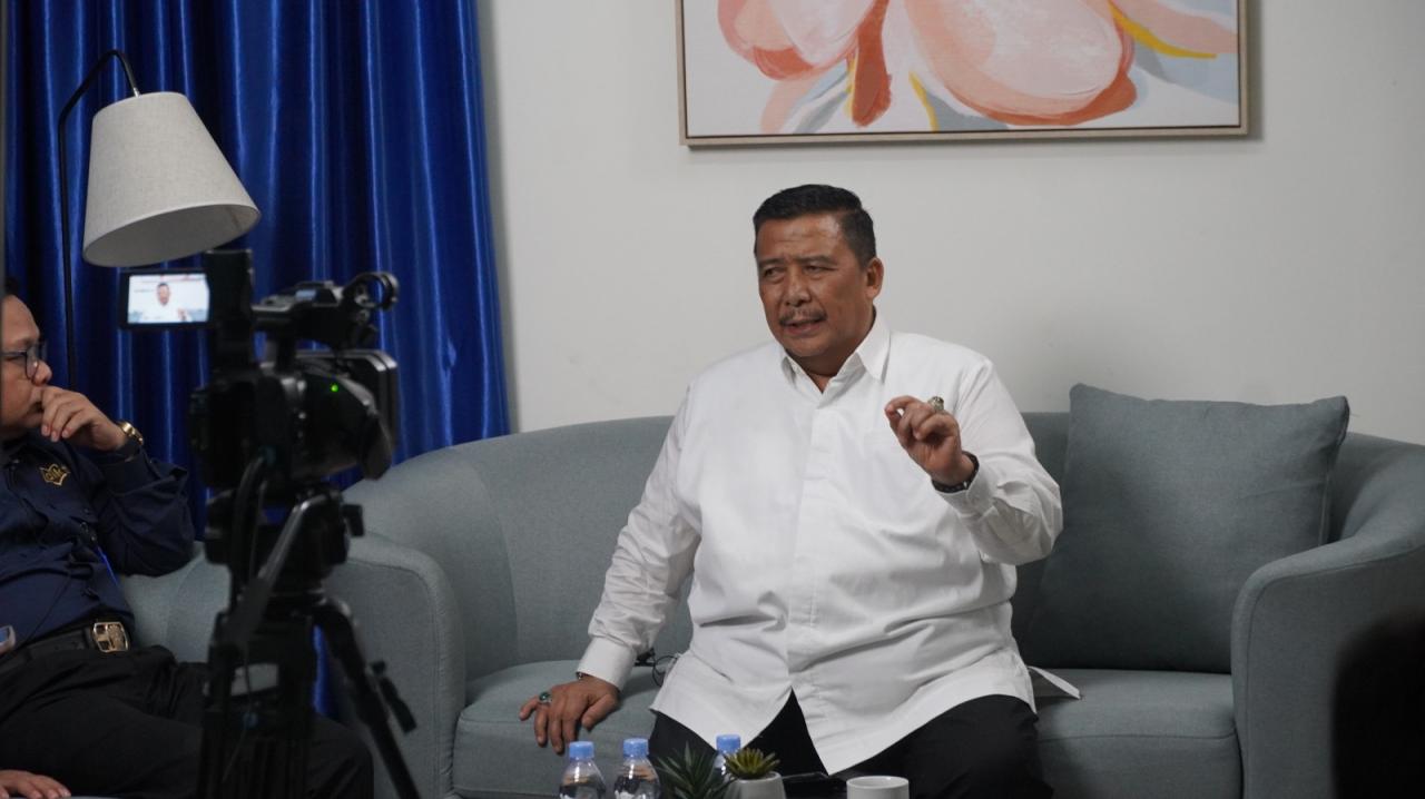 Gambar WR II UIN Makassar Jadi Narasumber Tribun Timur, Bahas Kesuksesan Raih Penghargaan BLU Terbaik