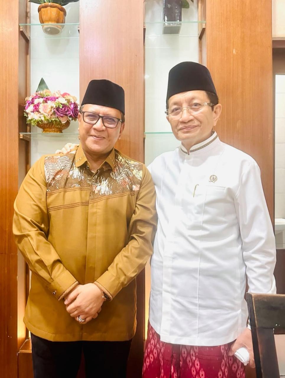 Gambar Prof. Nasaruddin Mundur, Siapa Menangkap Suaranya?