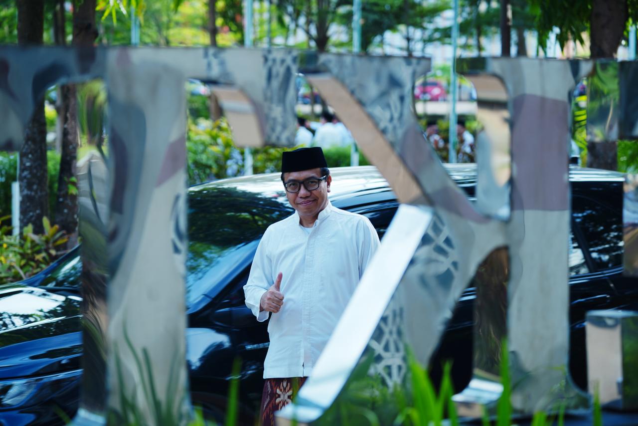 Gambar Sekretaris Jenderal Kemenag Pembela Guru Swasta