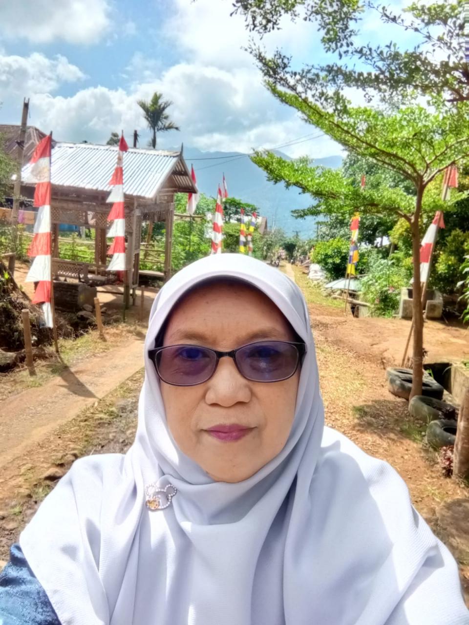Gambar Kartu Kata hingga Ular Tangga Edukatif, Guru Tombolo Pao Kembangkan Inovasi Pembelajaran